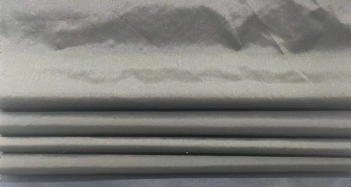 Tela 210t de nylon con revestimiento PA resistente al agua Para chaqueta de plumón