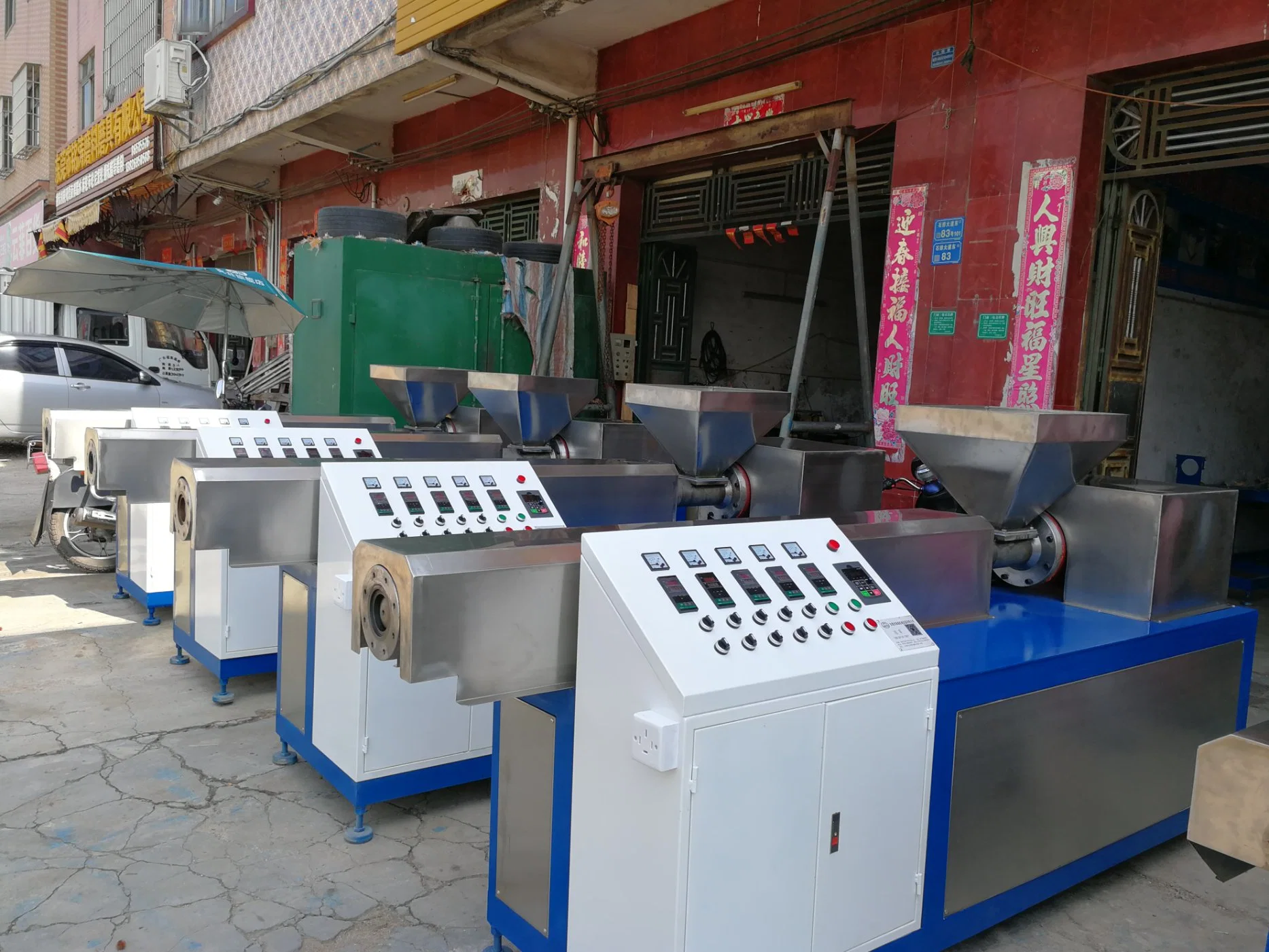 Silicone Rubber Sealing Strip Extruder Machine Production Line