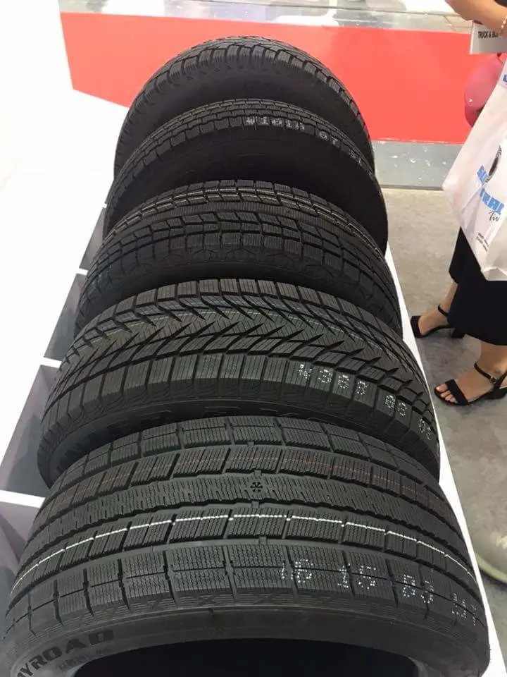 High quality/High cost performance  Auto Parts Semi Steel Radial PCR Vehicle Car Tire with 195r15c 215/60r16