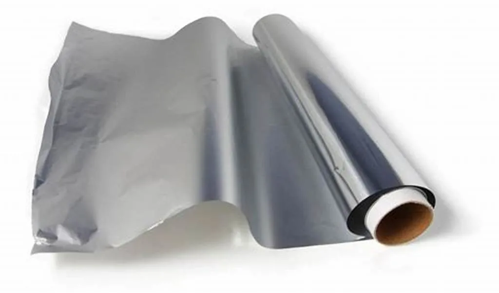 8011 Small Roll of Aluminum Foil for Food Packaging with Blade and Bracket