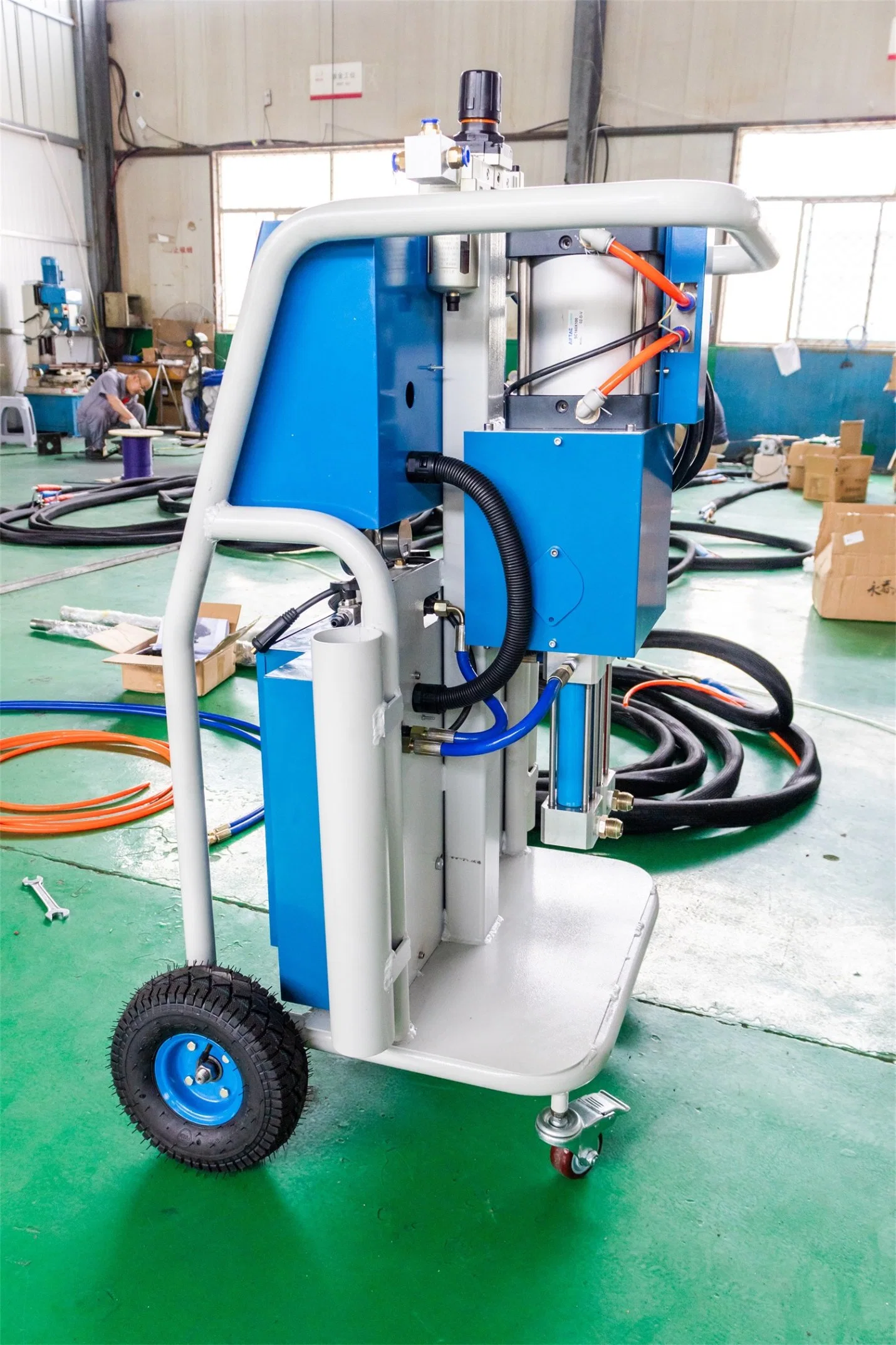 Factory Price Polyurethane Polyurea Spraying Equipment A25