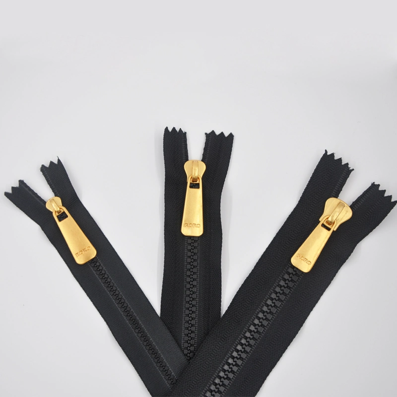 No. 5 Plastic Garment Zipper