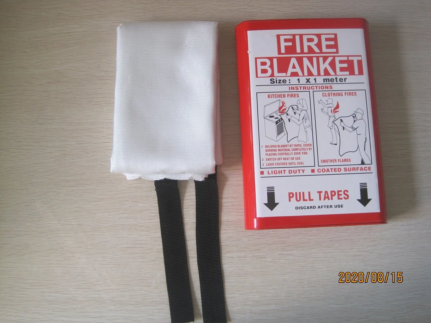 En 1869: 1997 Fiberglass Emergency Fire Blankets