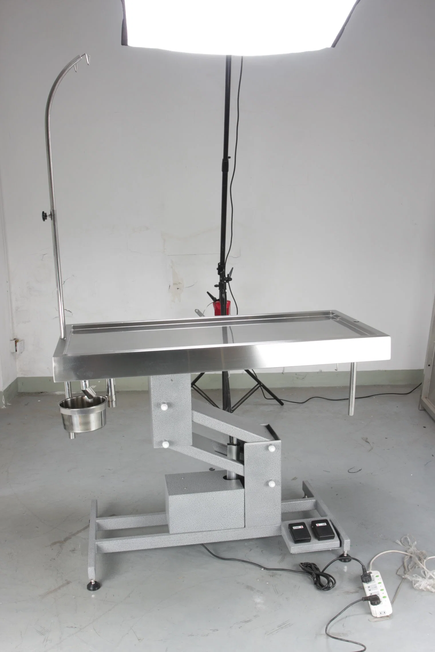 Aeolus FT-825 Hydraulic Stainless Steel Operation Table