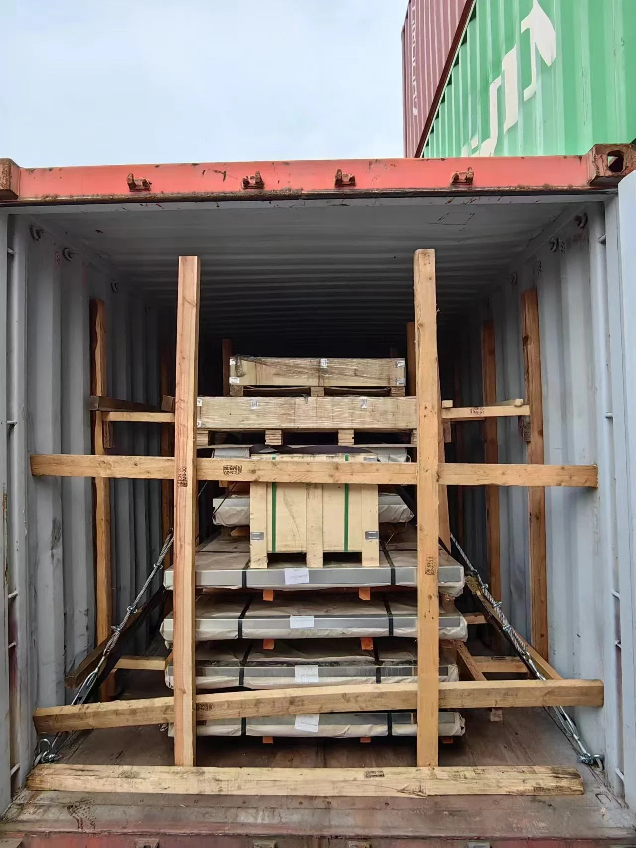 Transpotion Cargo From China Qingdao Logistics Company