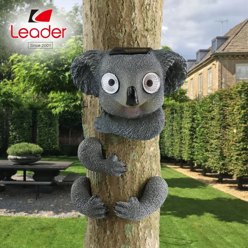 Adorbale Koala Tree Hugger Solar hecha a mano con luz blanca, el árbol de la Escultura al Aire Libre