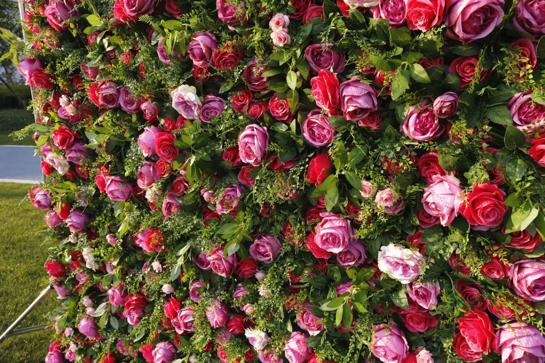 Sous-vêtements décoratifs pour mariage en tissu artificiel en soie à motif roses et fleurs Enroulez le mur à fleurs haut de gamme