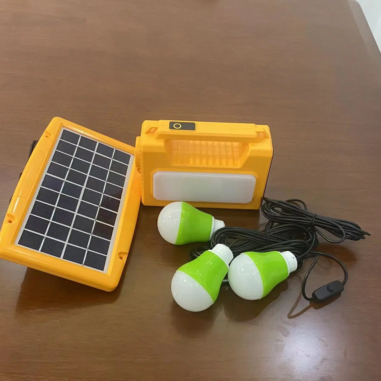 Qingdao Sunflare 3.5W Solar Panel Kit with 3 LED Bulbs for Home and Outdoor Solar Lighting System (SC-6)