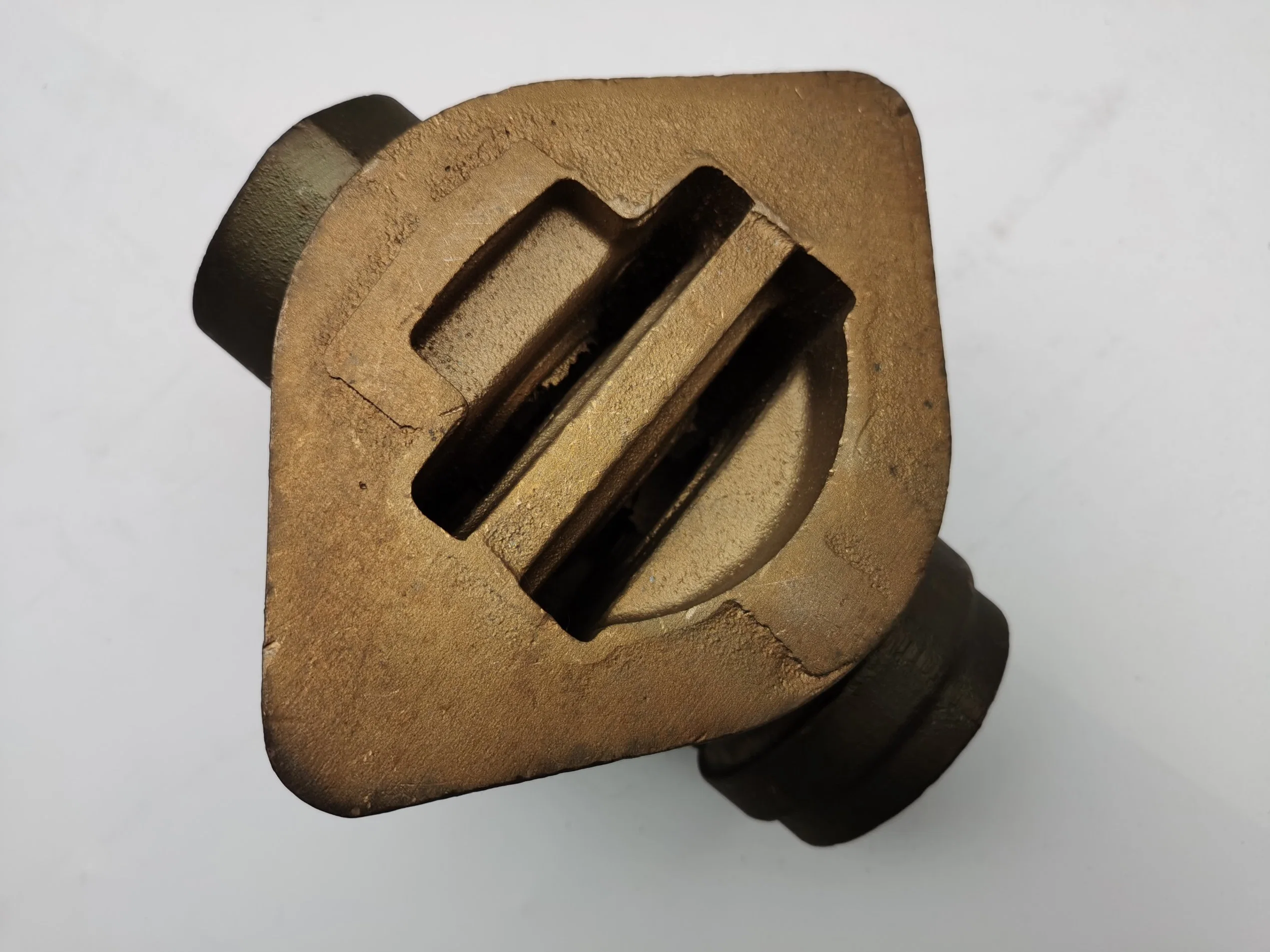 Antioxidant Clean and Hygienic Copper Sand Casting Valve Housing