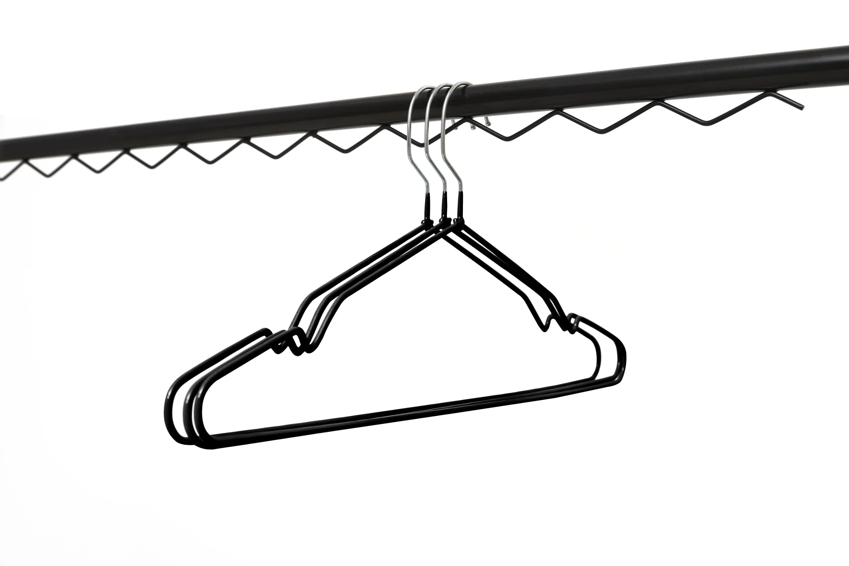 Non-Slip Metal 16'' Suit Coat Black Friction Hanger with Rubber Coating