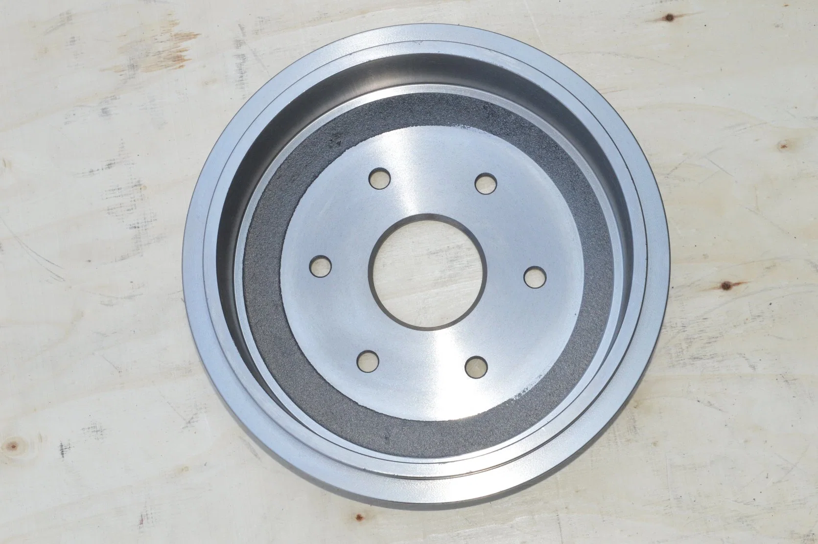 Made in China Brake Drum Factory 8932000064 for Renault Alliance