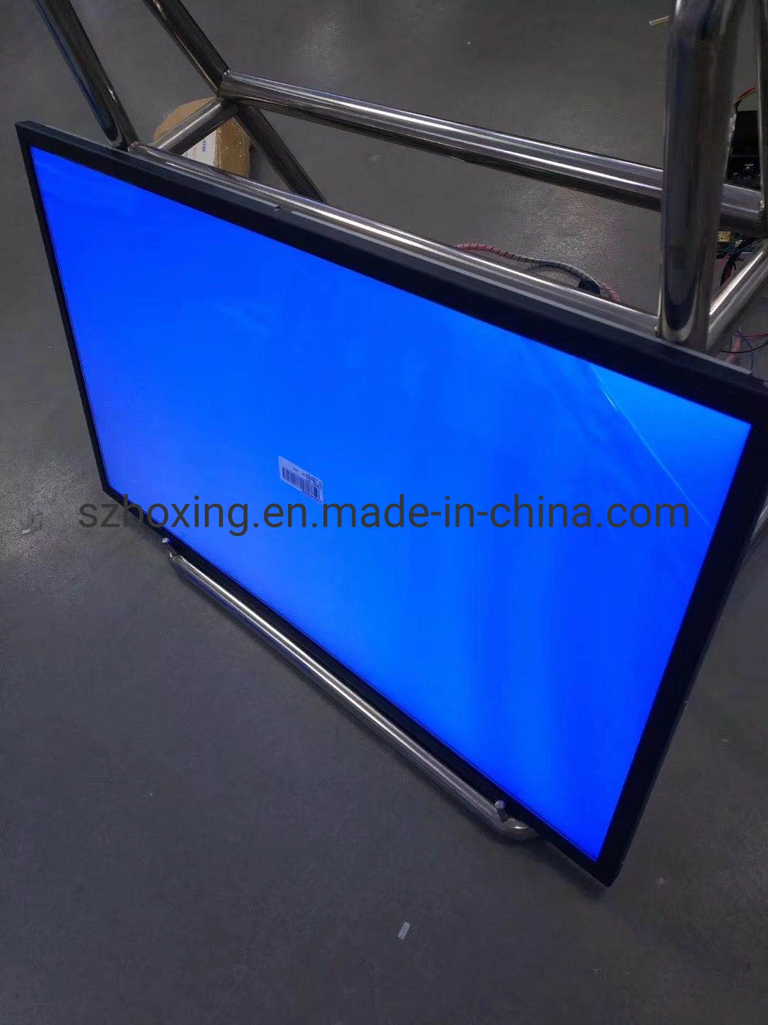 1000 High Brightness 43 Inch Multi-Media TV LCD