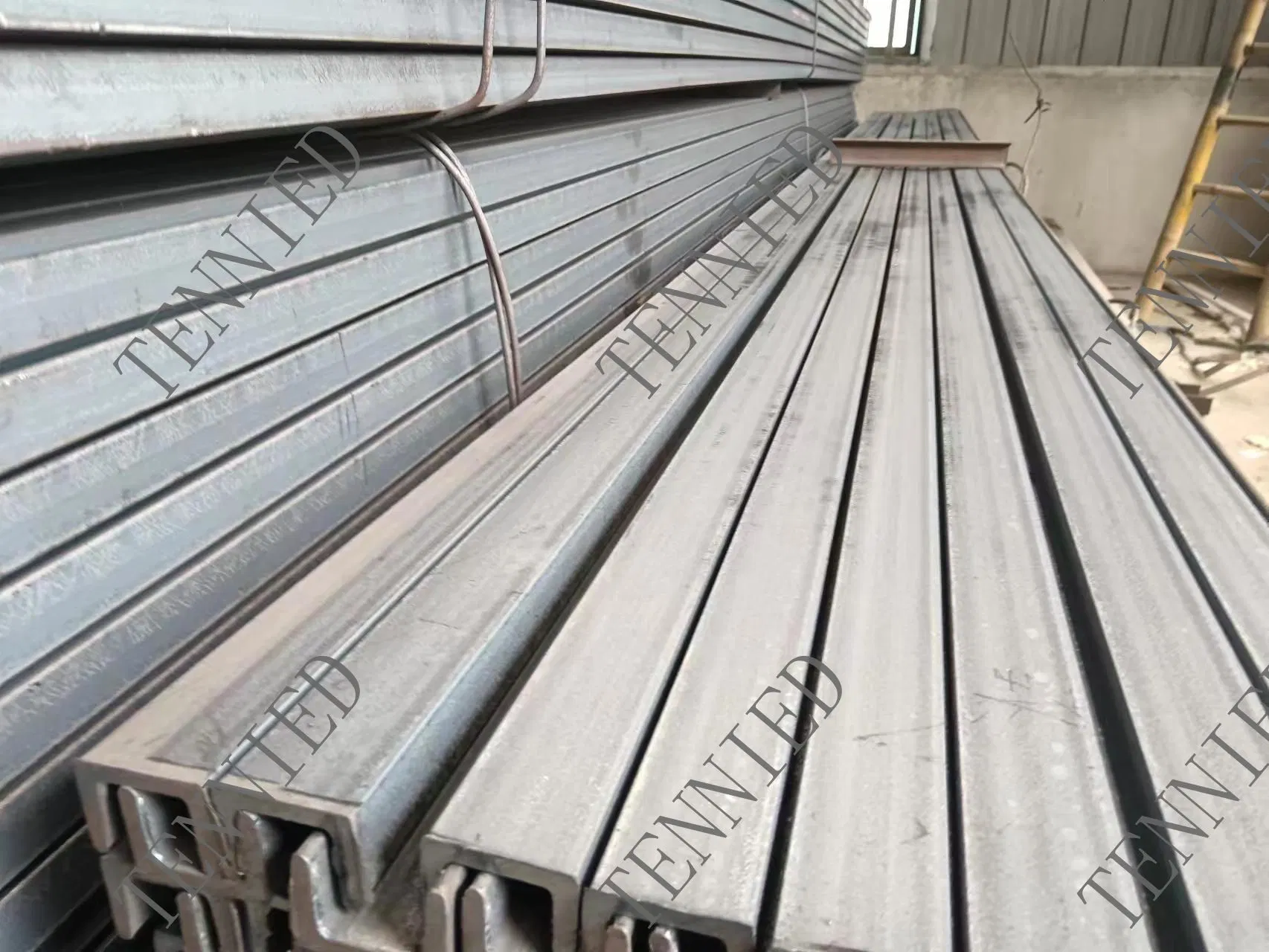 U Shape Punched Strut Channel Steel Galvanized Channel Bar