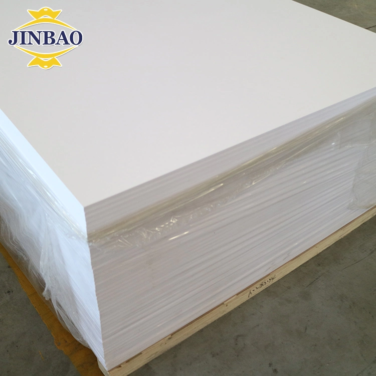 Jinbao 4X8FT 0.55 كثافة من الفلين PVC البيضاء لوحة أساسية مصنوعة من مادة البولي فينيل كلوريد (PVC)، لوحة عرض، لمدة شاشة عرض منبثقة