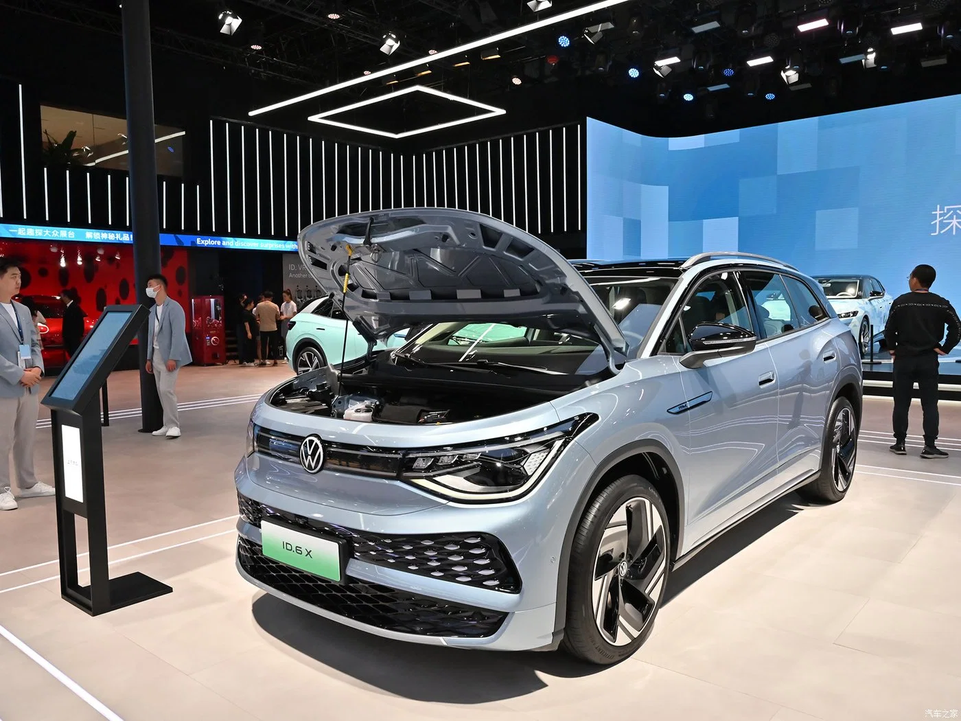 2024 Volkswagen ID. 6 Crozz - High-End Luxus Elektro-SUV, umweltfreundlich mit großer Reichweite, geräumige Innenraum, Smart Connectivity, Advanced Safety, Hohe Leistungsfähigkeit