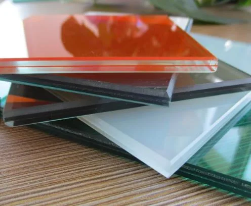 Producing and Wholesale/Suppliers Safety Laminated Glass for Shower Room/Windowswalls/Fence