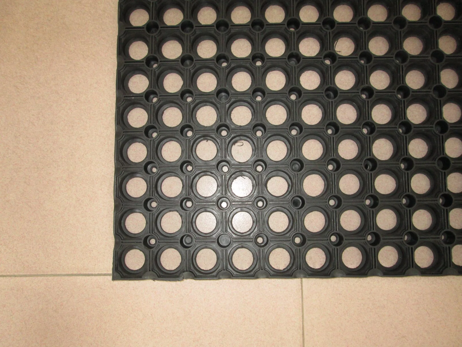 Wholesale/Supplier Safety Anti Slip Heavy-Duty Rubber Grass Ring Floor Matting