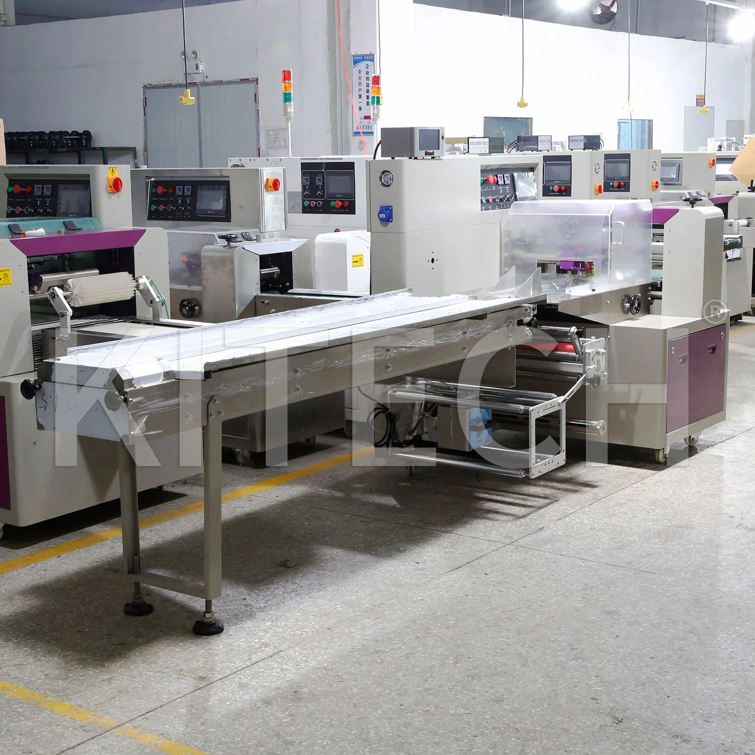 CE Approved Automatic Ham Sausage Hot Dog Bacon Form Fill Seal Wrapping Flow Packaging Packing Filling Sealing Machine