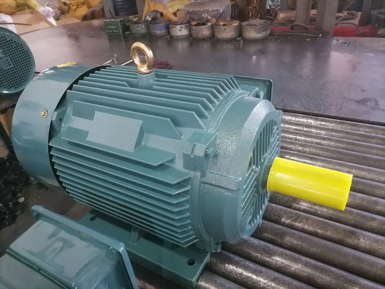 Customized Voltage Yvp Series Frequency Variable and Speed Adjustable Electric Induction Motor 132kw