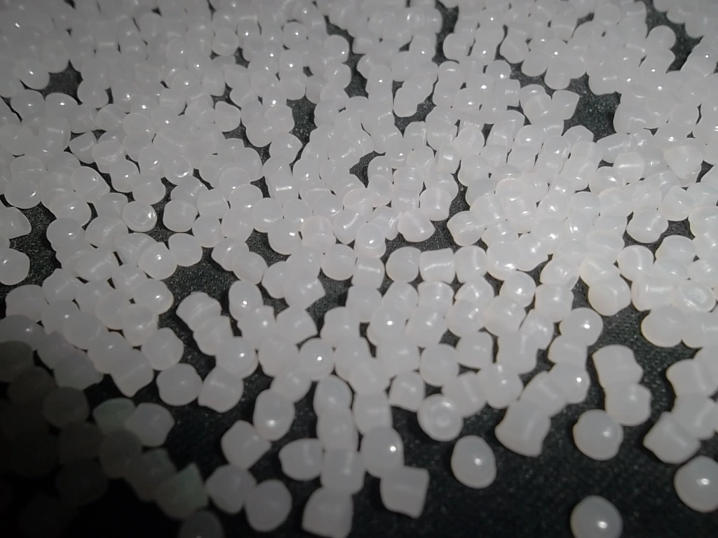 Résine plastique HDPE Polyéthylène Haute Densité de granules vierge