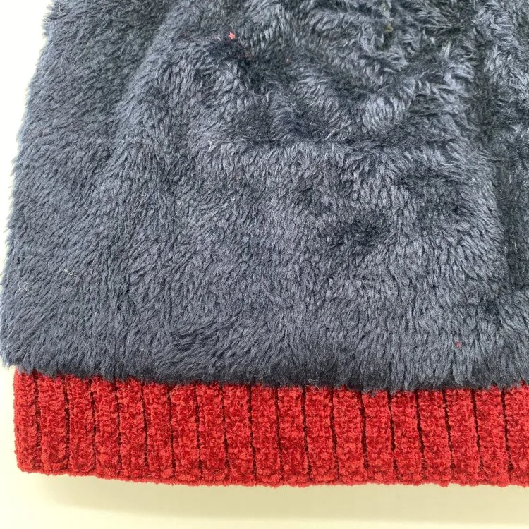 El invierno cálido rojo acrílico Cuffed Mayorista/Proveedor bordados tejidos de los hombres Beanie sombreros