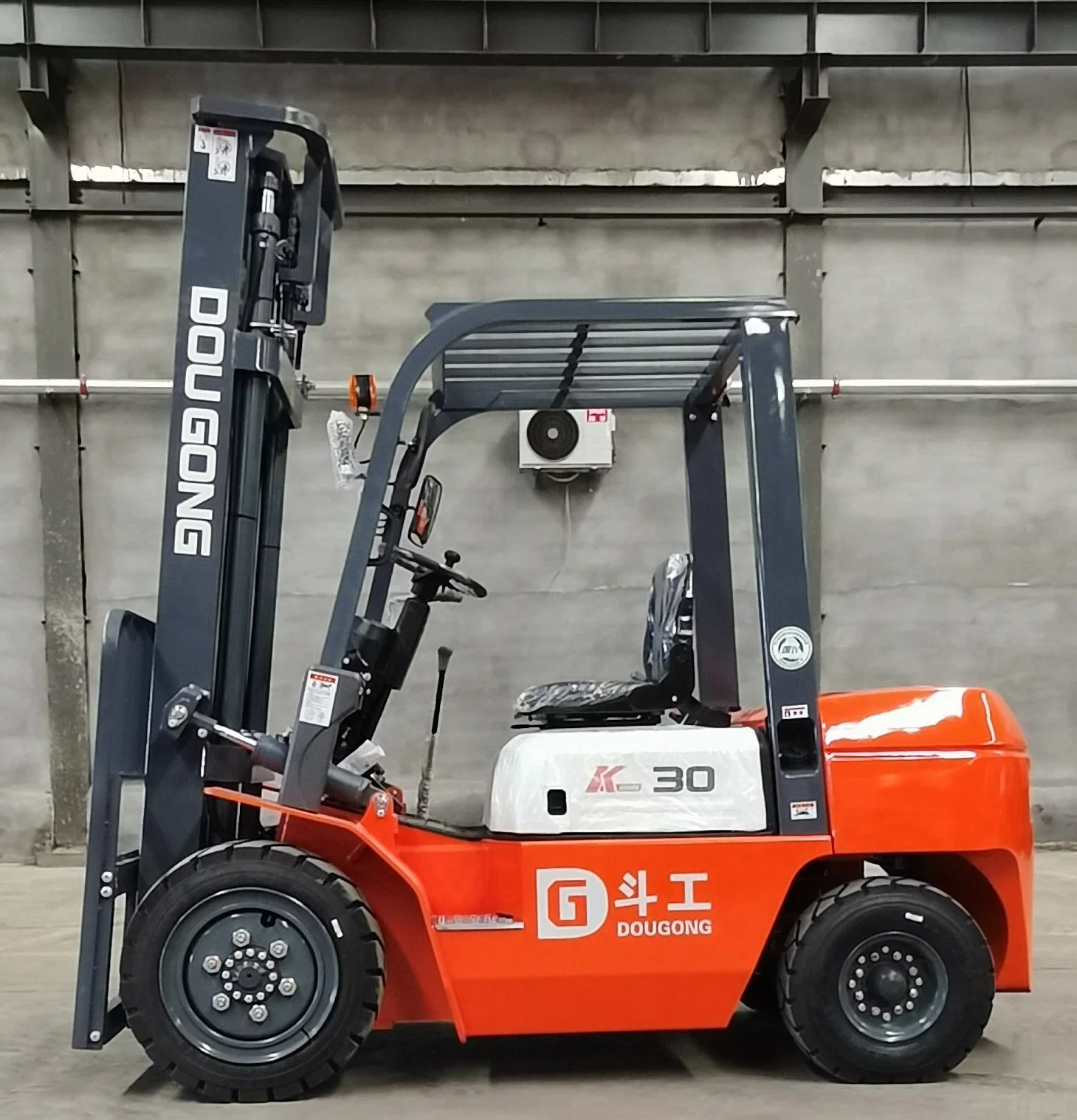 Farm 3 Ton Diesel Forklift Equipment