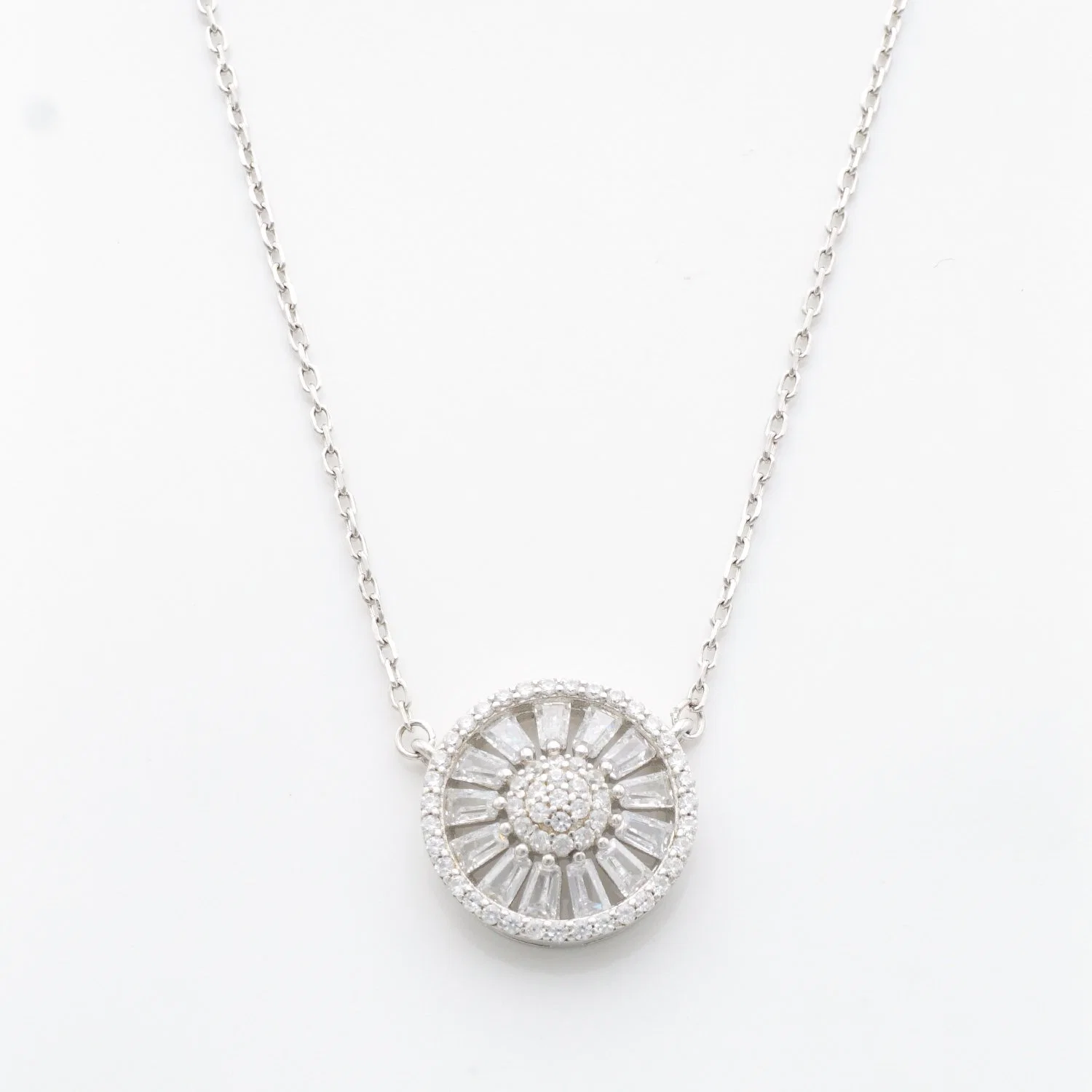 Design Simple Pretty Rose Gold Plated Fashion Silver Jewellery Round Diamond Necklace