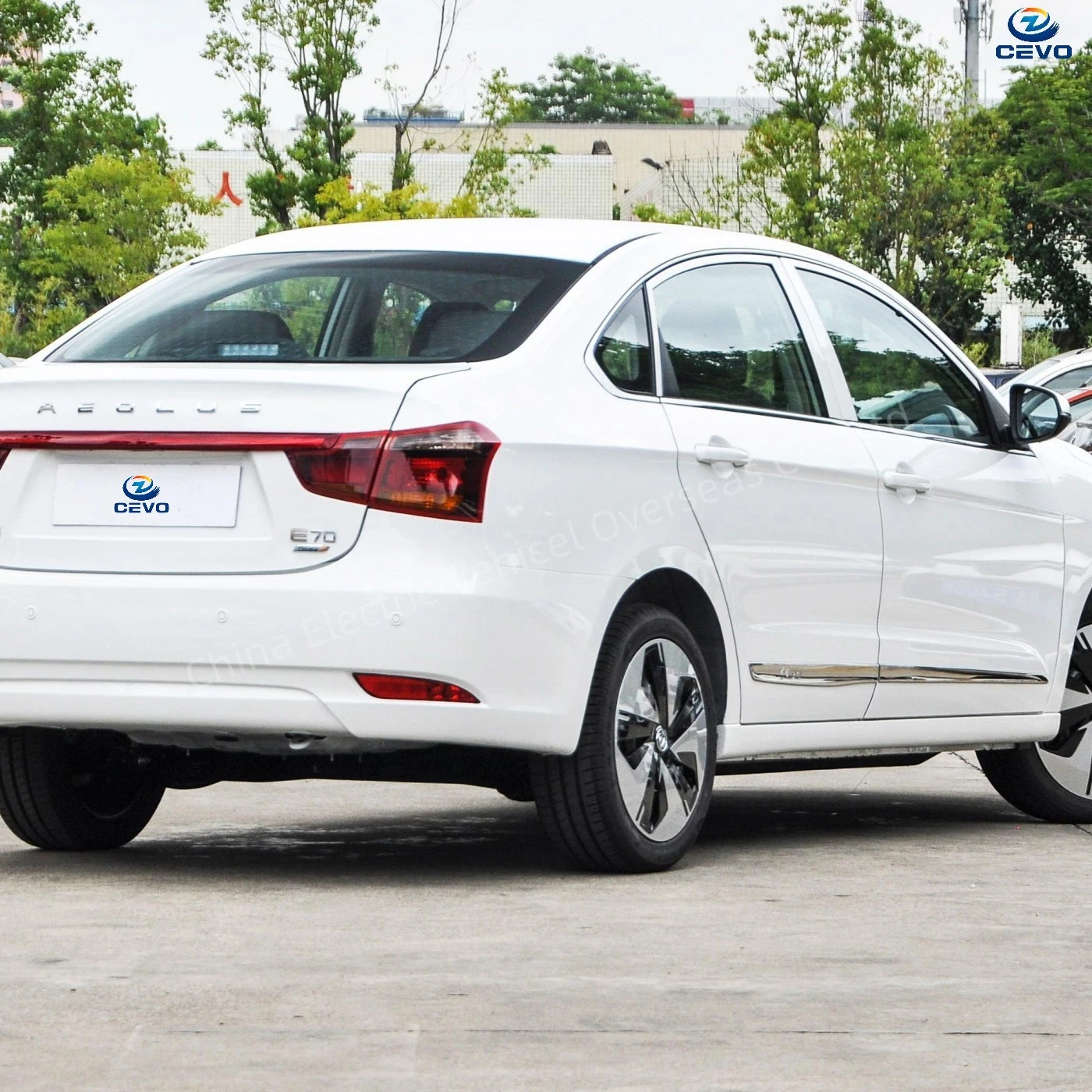 Fabricado na China bateria elétrica de lítio Dongfeng E70 Carro elétrico Para vendas