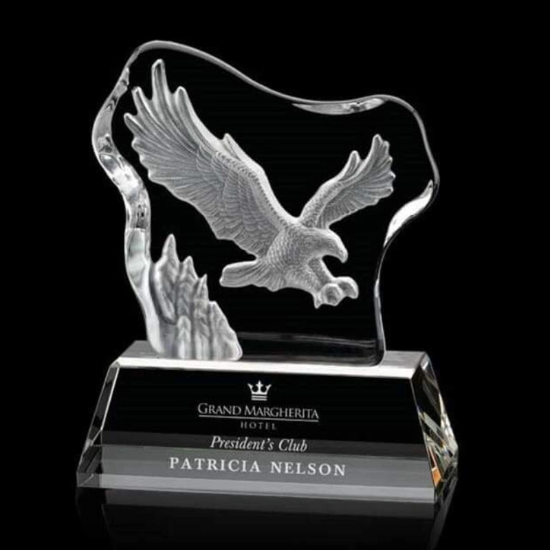 China Shenzhen Factory Custom-Designed Wholesale Production of High Quality Metallic Wood Crystal Eagle Trophy Melbourne