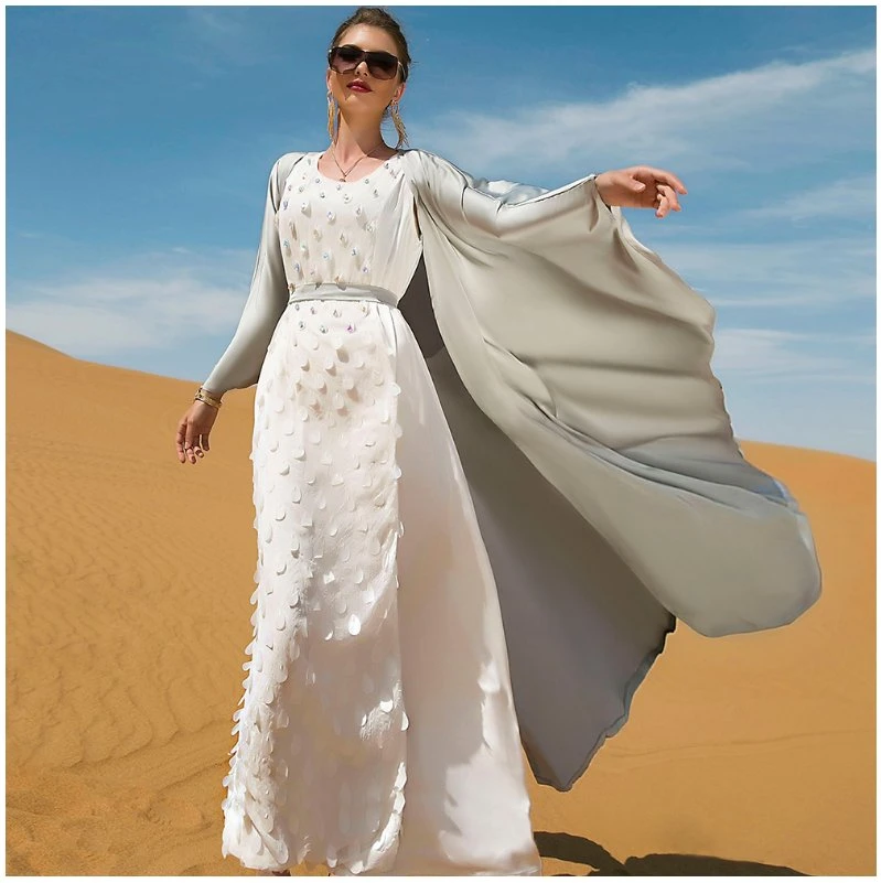 The New Hand-Stitched Silver Gray Two-Piece Middle Eastern, Dubai, Foreign Trade Dress