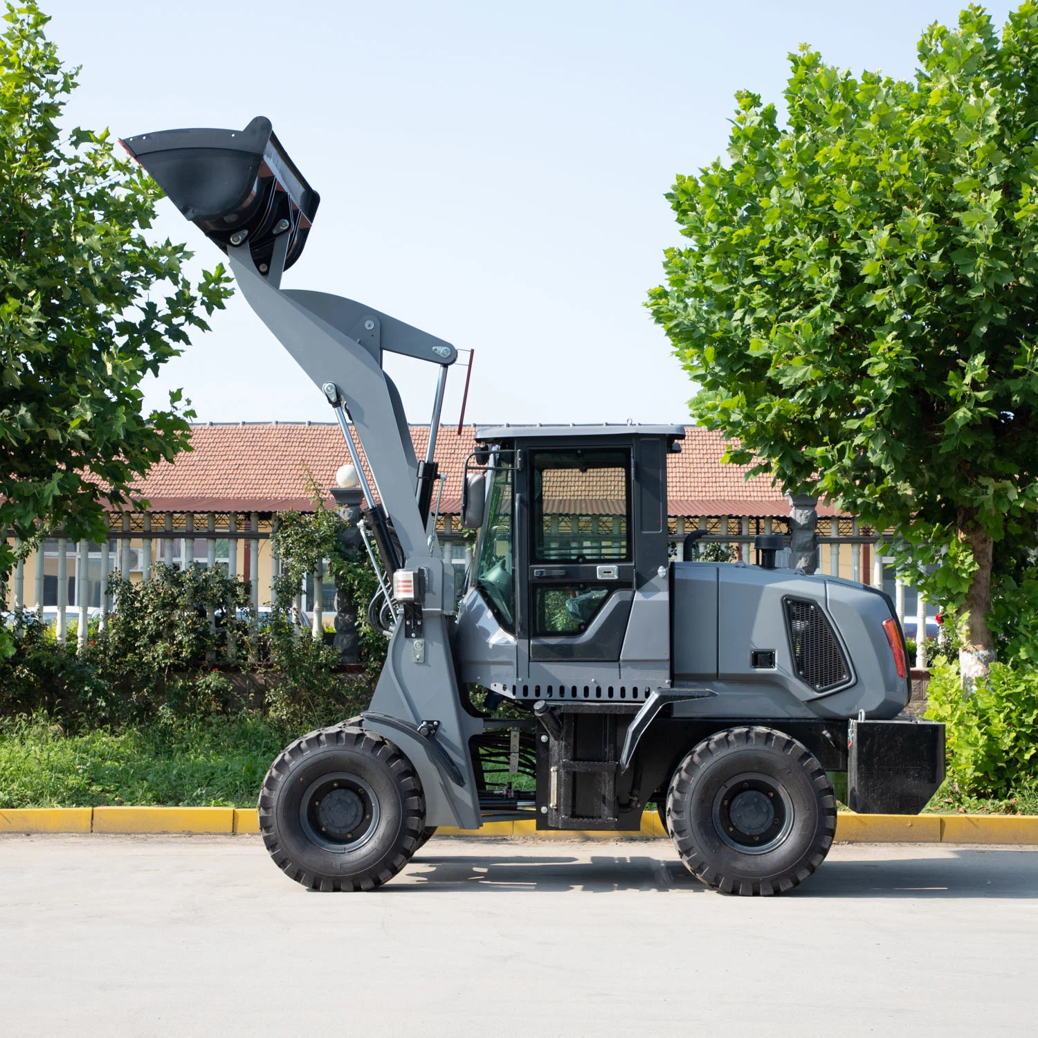 Earth-Moving Machinery Cheap New Small Mini Towable Backhoe Loader Excavator