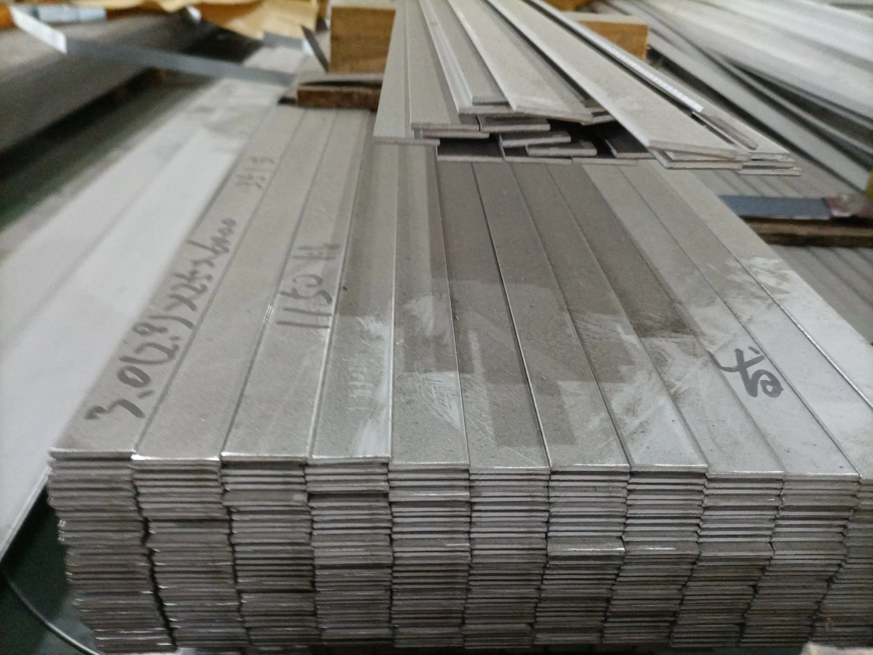 Hot Selling Top Quality Durable Using Strip Steel Slitting Billet Hot-Rolling Flat Bar