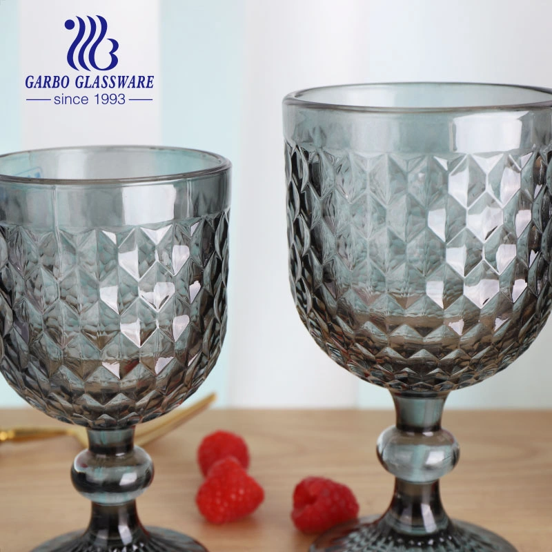 New Design Black Solid Color Glassware China Supplier Colored Glass Goblet Wholesale/Supplierr Glass Cup