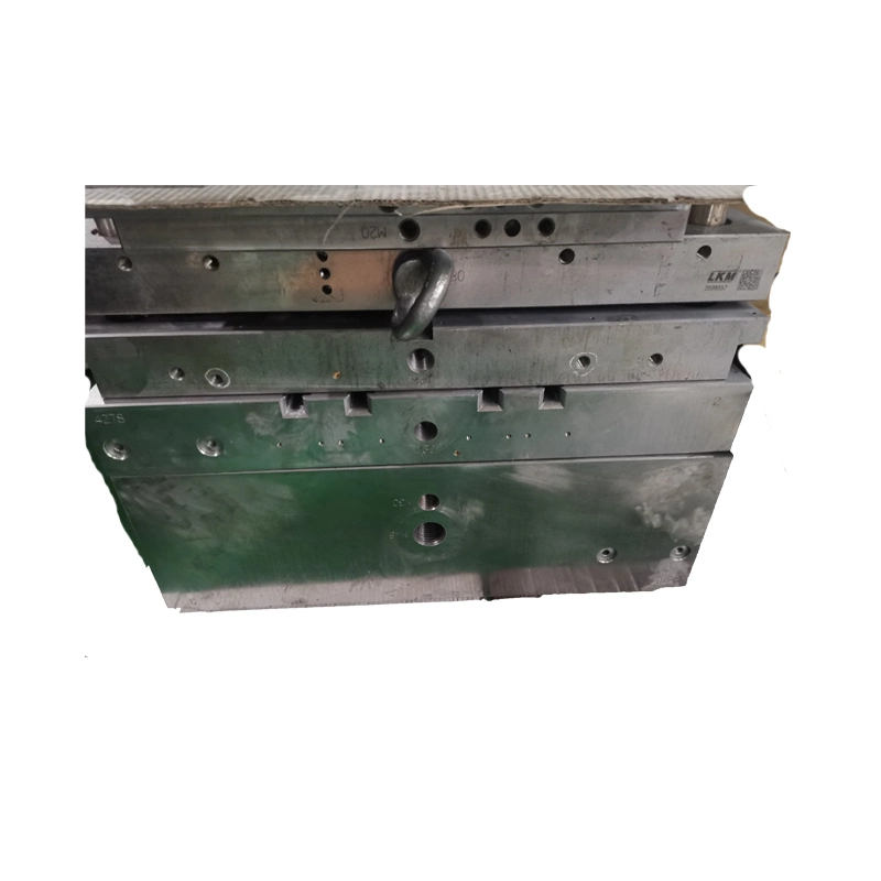 Electronic Auto Spare Parts Mould Plastic Injection Molding