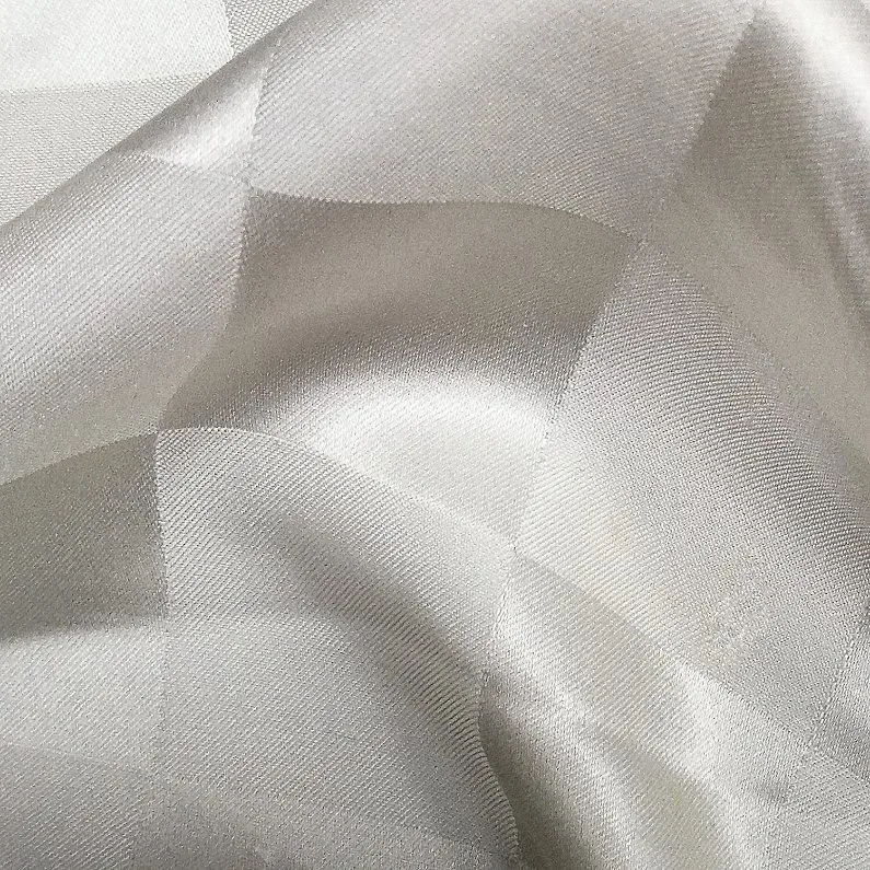 100% Silk Satin Jacquard Sheeting Fabric for bedding Use