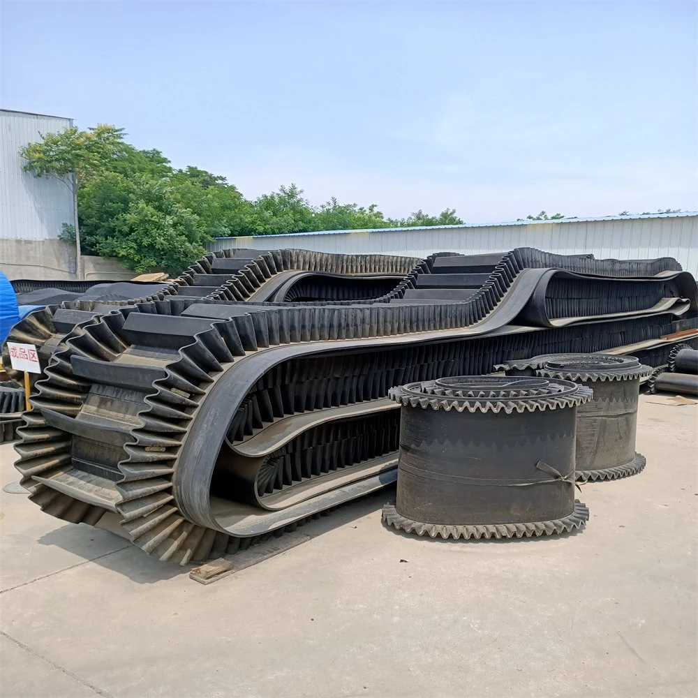 Goog Quality Skirt Large Angle Corrugated Edge Rubber Conveyor Belt