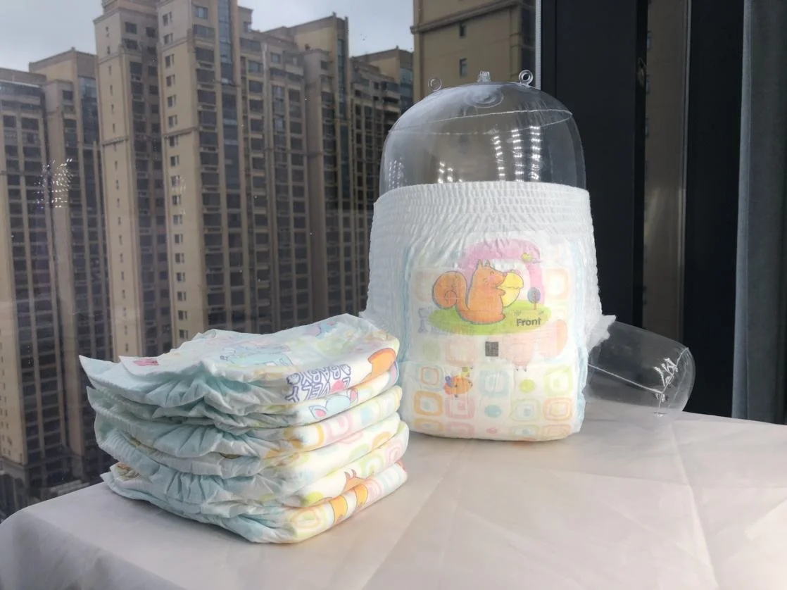 Disposable Baby Diapers Wholesale/Supplier by Chinese Factories Have High Absorption, Breathable, Dry and Soft Surface Layer. Popular