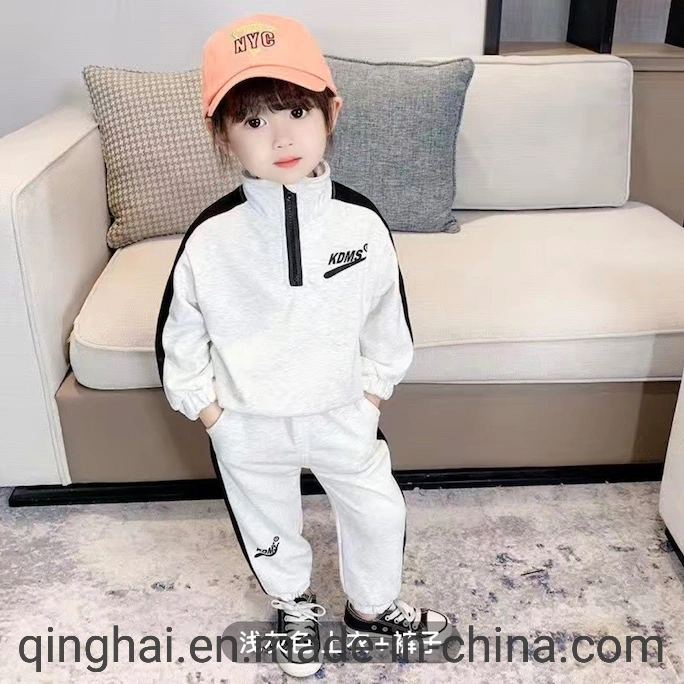 87 Kinds of Newest Design Item Number Ss8030 Sports Wear Little Girl Sport Suit