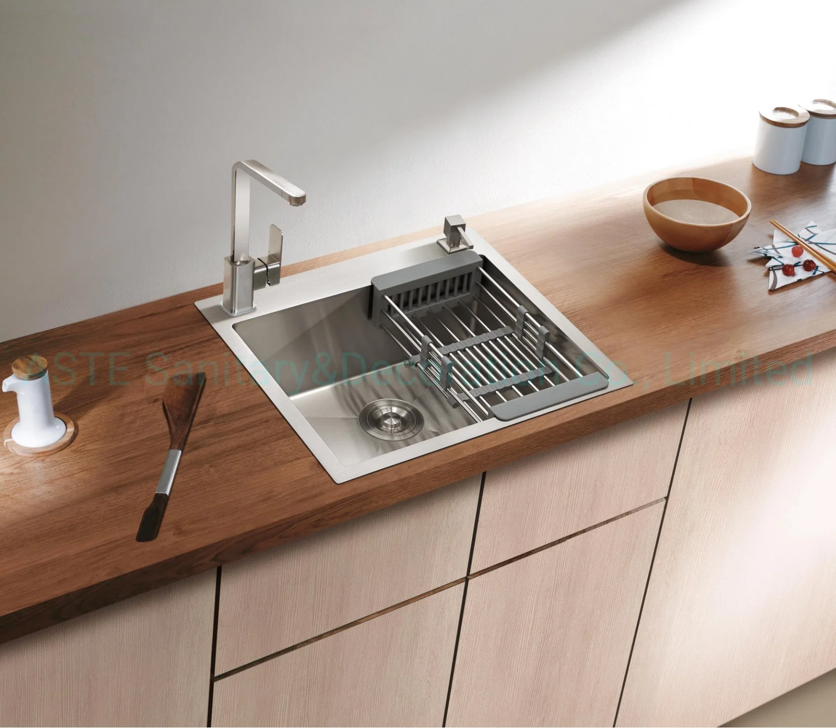 555&times; 510, mm Satin Brush Stainless Steel 201/304 Kitchen Cabinet Accessories Countertop Handmade Handcrafted Sink Hfes5651