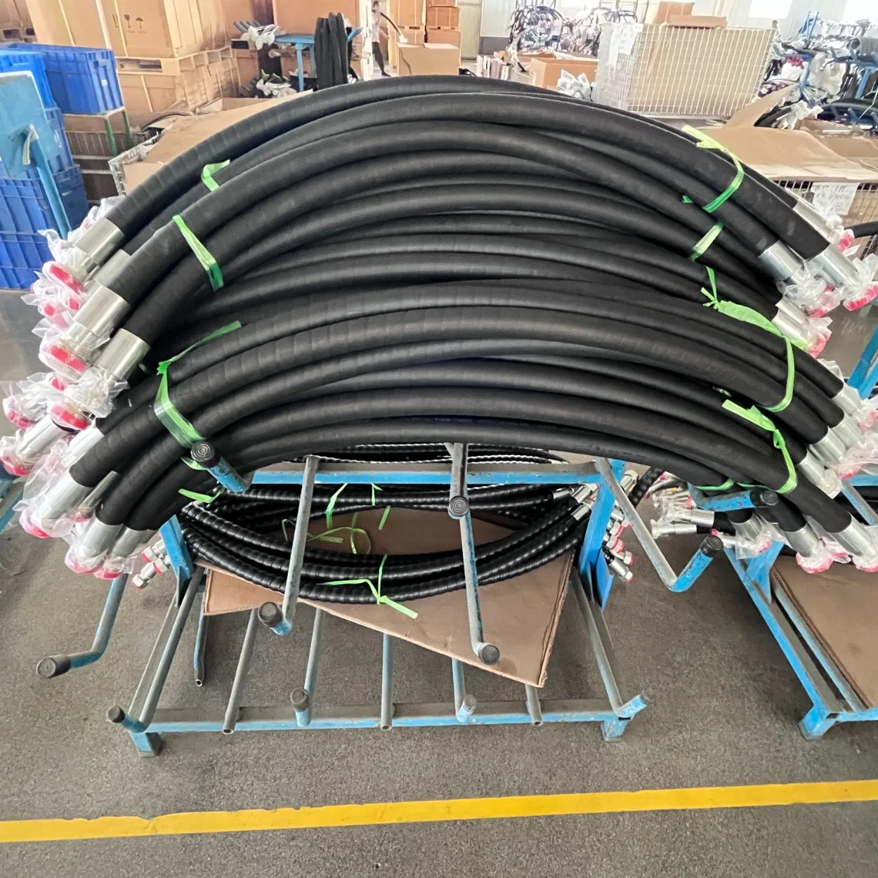 Production of Customized Rubber Hydraulic Hoses for Construction Machinery Vehicles High Pressure and Durable