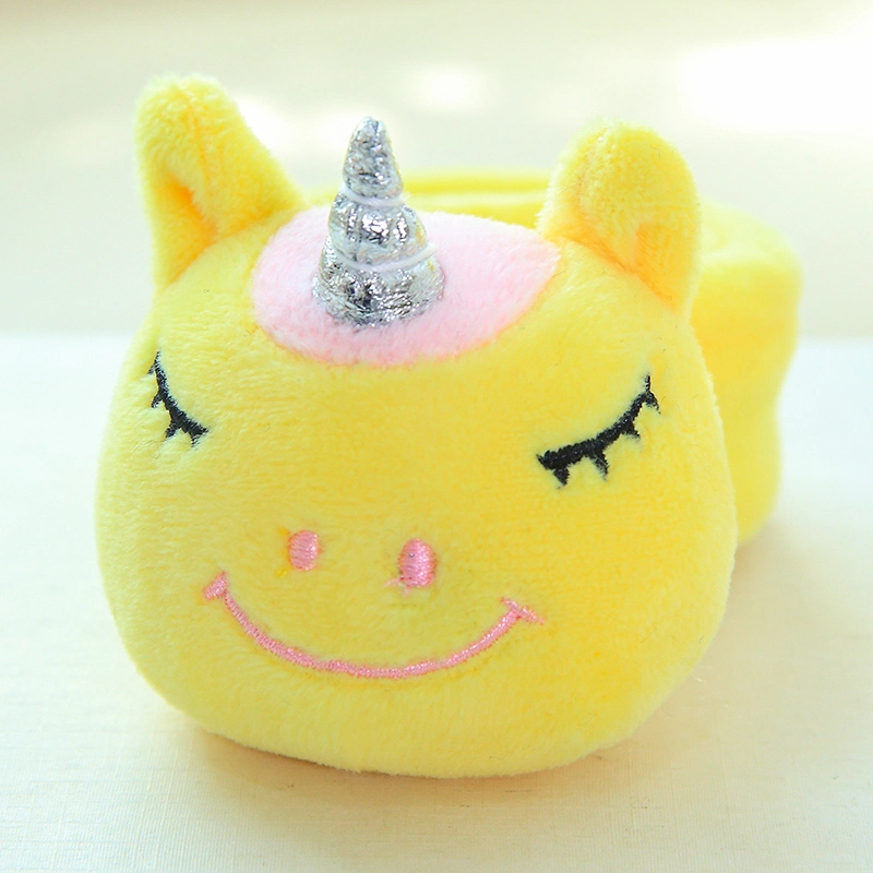 Jaune Bracelet jouets en peluche Unicorn Snap 30cm Soft animal en peluche cadeau Bracelet Bracelet Kids gifle bandes colorées Snapbands