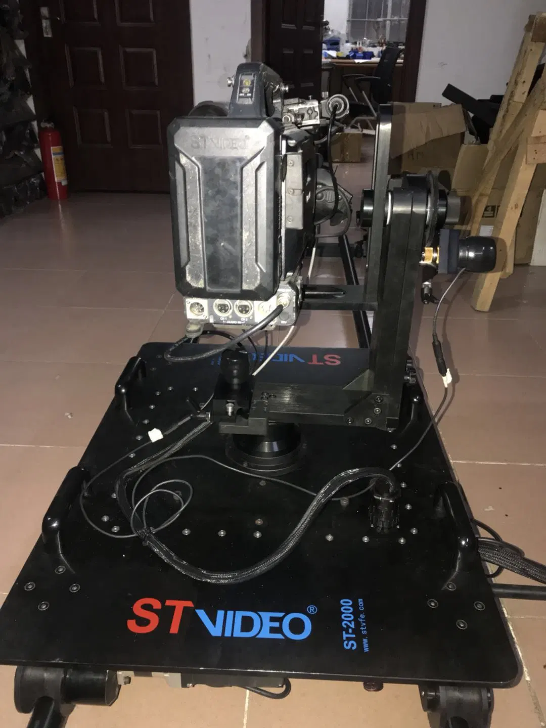 Equipo de video sistema de muñecas motorizado para el estudio de tiro de ángulo bajo