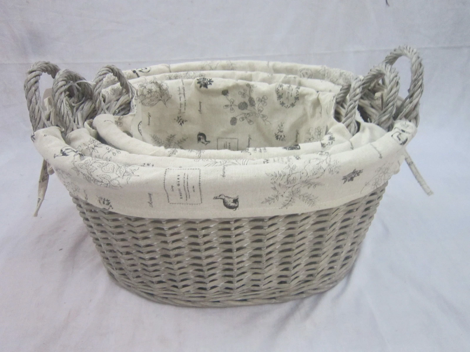 Set 3 Storage Wicker Basket in Oval Shape Grey Color