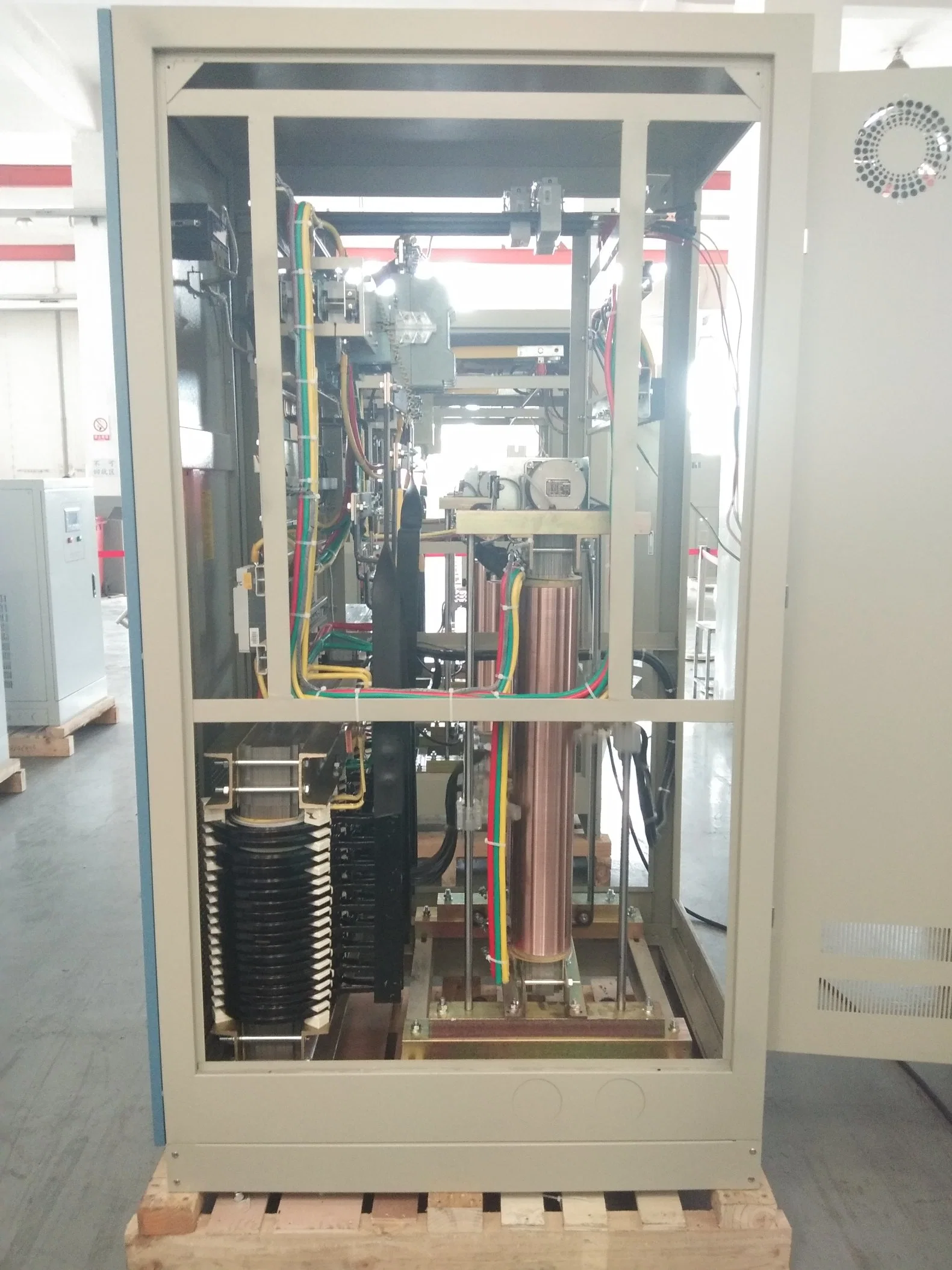 180kVA AVR Special for Computer Room Compensating Automatic AC Voltage Stabilizer/Regulator