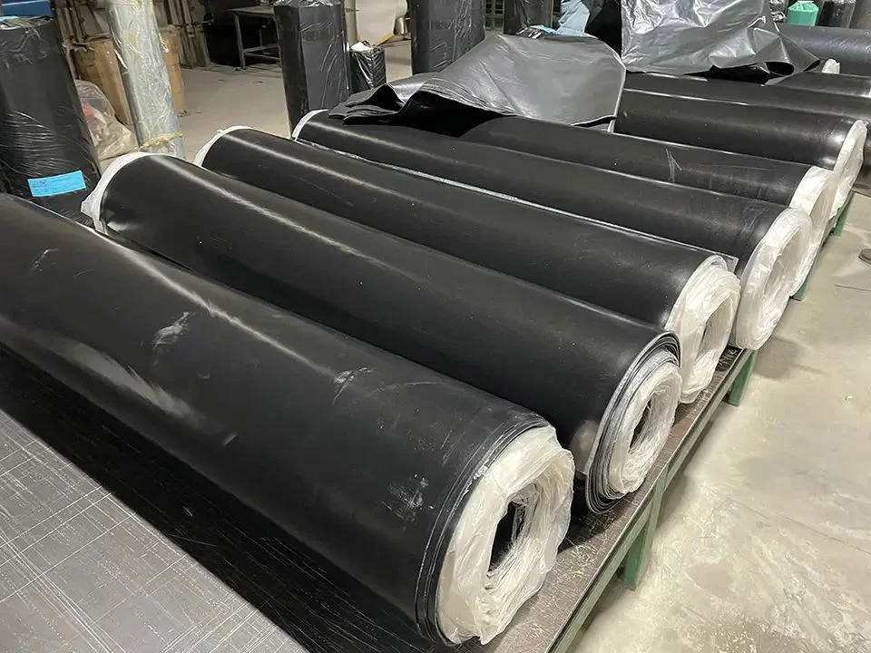 Durable High Temperature Resistant SBR Rubber Sheet Thickness 1~10 Width 1~1.2m FKM for Sealing Gasket