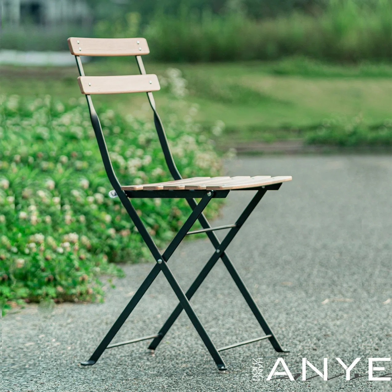 Personalización del color moderno estilo silla plegable combinación de acero y madera Mobiliario de comedor