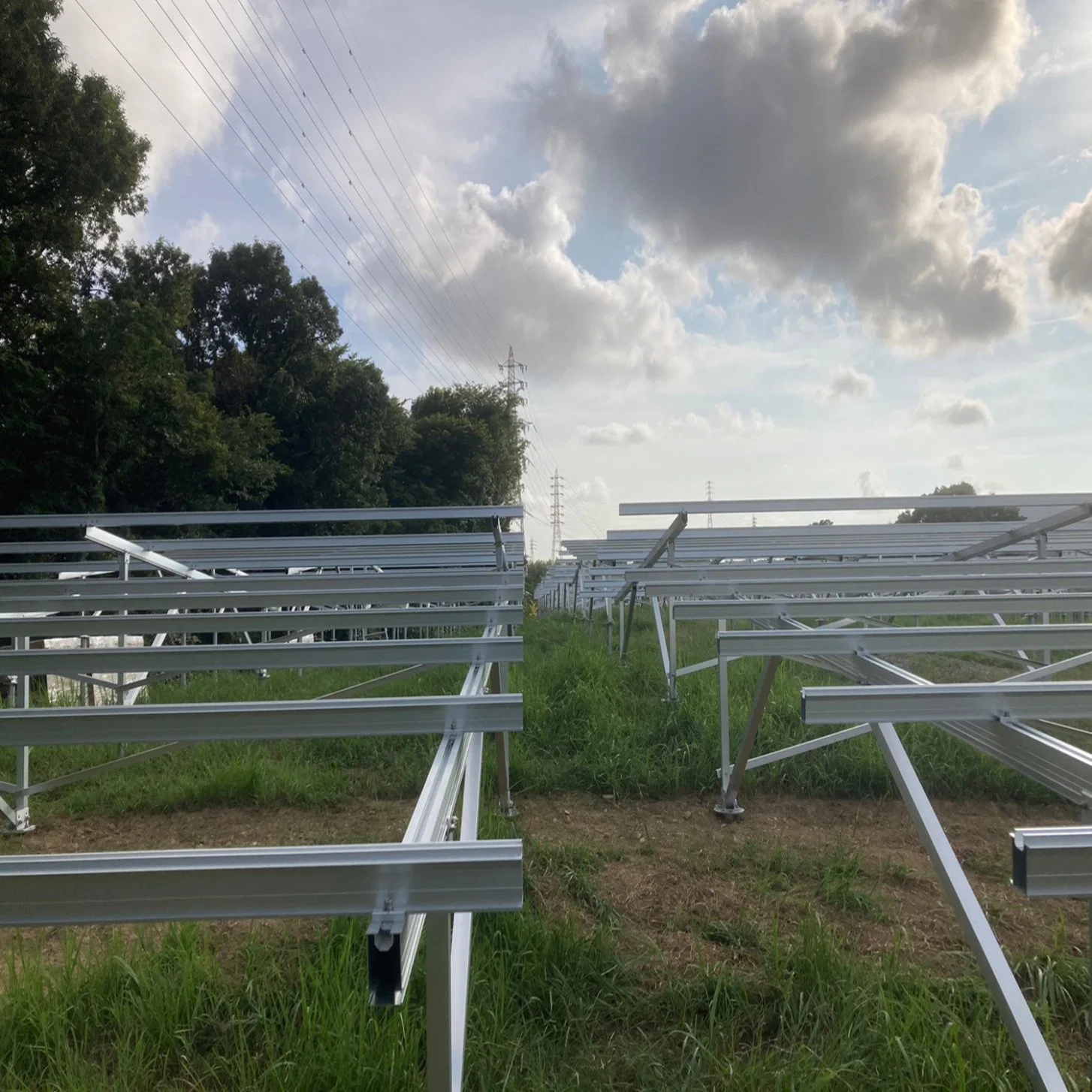 Estructura de Racking PV solar de montaje en tierra de aluminio montaje en panel solar Kit de soporte de puesta a tierra sistemas de montaje solar