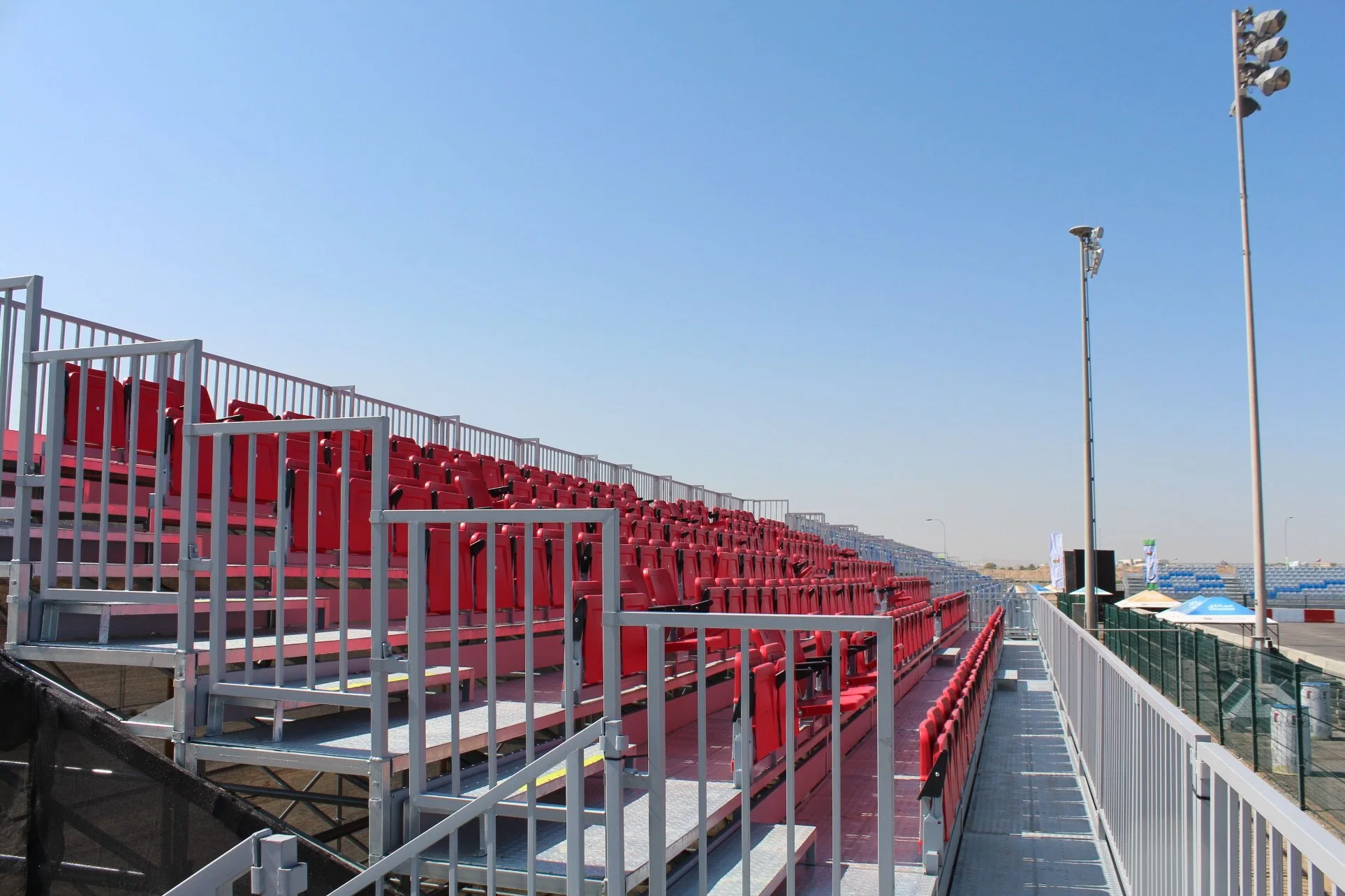 Dismountable Bleacher for Outdoor Use Aluminium Alloy with Movable Chair Seating System Jy-716