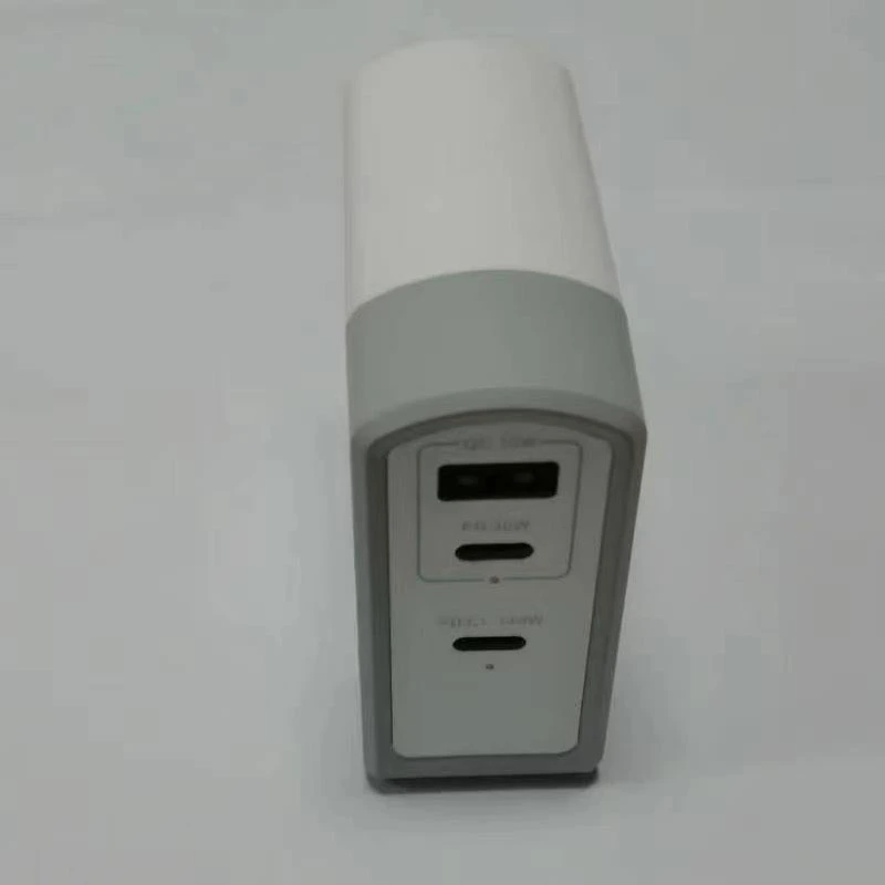 Speed Power Adapter for Quick Power Delivery