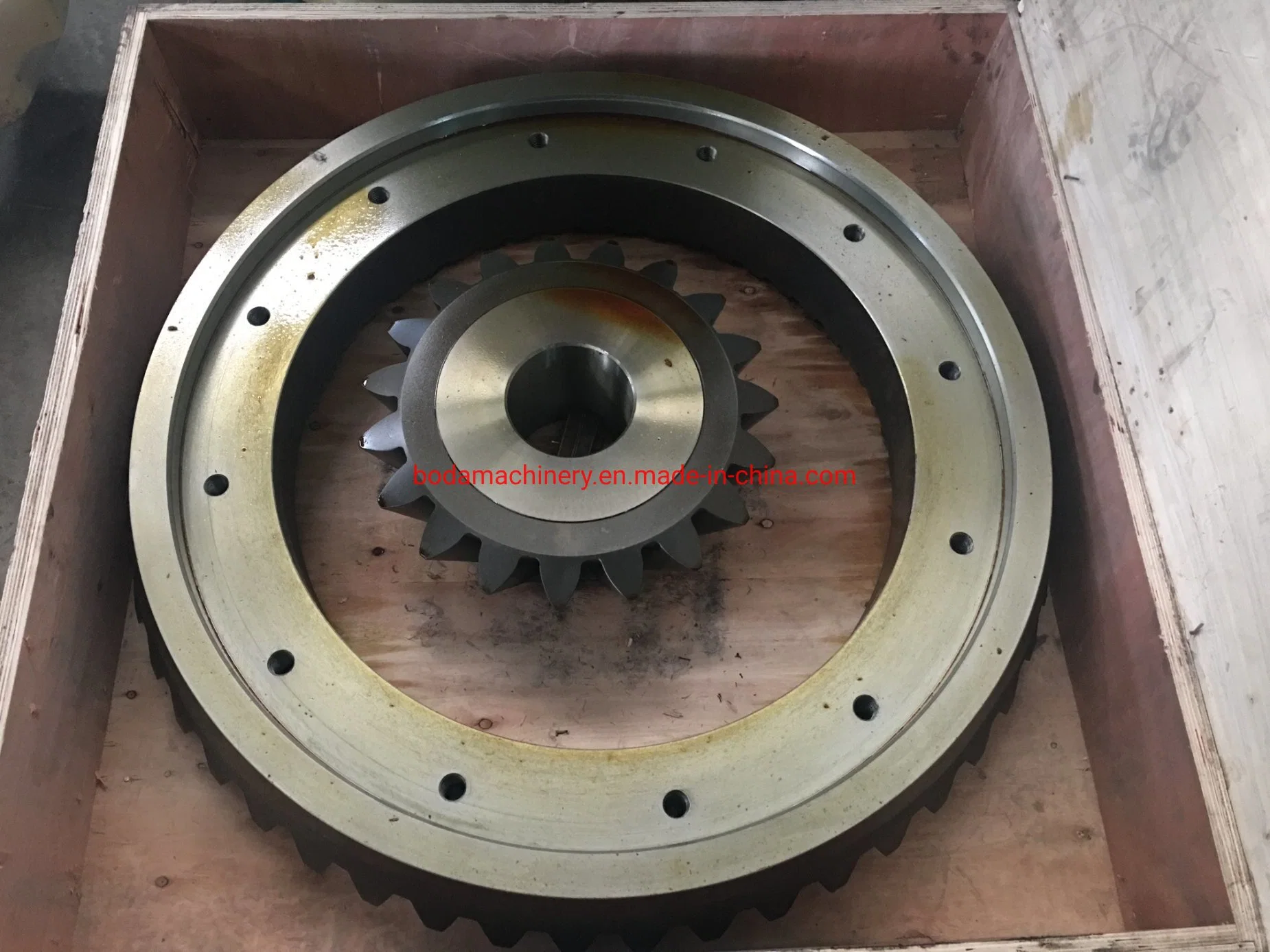 Mining Stone HP4 Cone Crusher Spare Part Suit Mining Machine in Stock